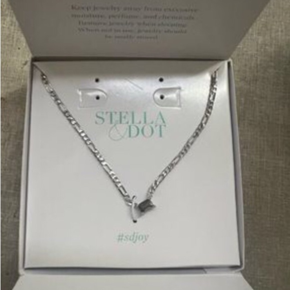 Stella & Dot Figaro Emerald Cut Necklace